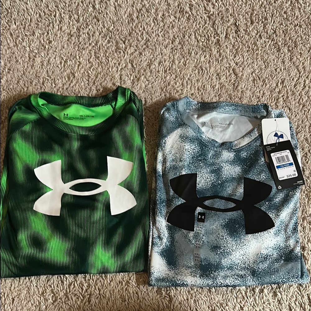 Under Armour Green and Gray Short Sleeve Tees Moisture-Wicking Athletic Wear